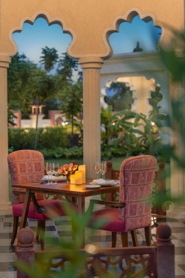 Uday Palace Navsari, A Member Of Radisson Individuals Exterior photo